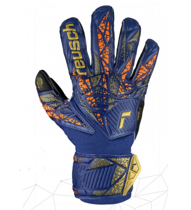 GOALKEEPER GLOVES